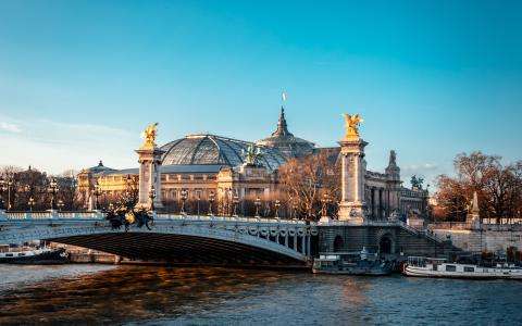 Summer Takes the Stage: Paris’s Major Cultural Events and the Reopening of the Palais de la Découverte