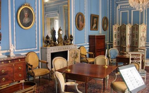 The Elegant Salons of Louis XIV's Era at the Musée Carnavalet
