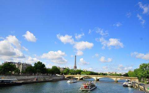 5 Things to do in Paris in July
