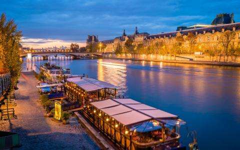 Summer Evenings in Paris: 5 Magical Experiences to Enjoy