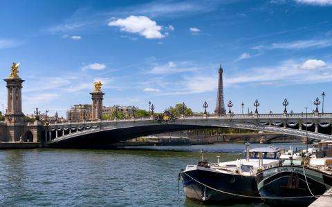 Tourism in Paris in the Age of Deconfinement
